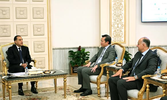 مدبولي يبحث مع «بي بي» خطط التوسع في استثمارات الغاز