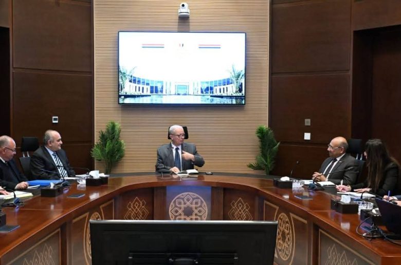 نائب رئيس الوزراء يتابع إجراءات بدء تطبيق موازنة البرامج والأداء