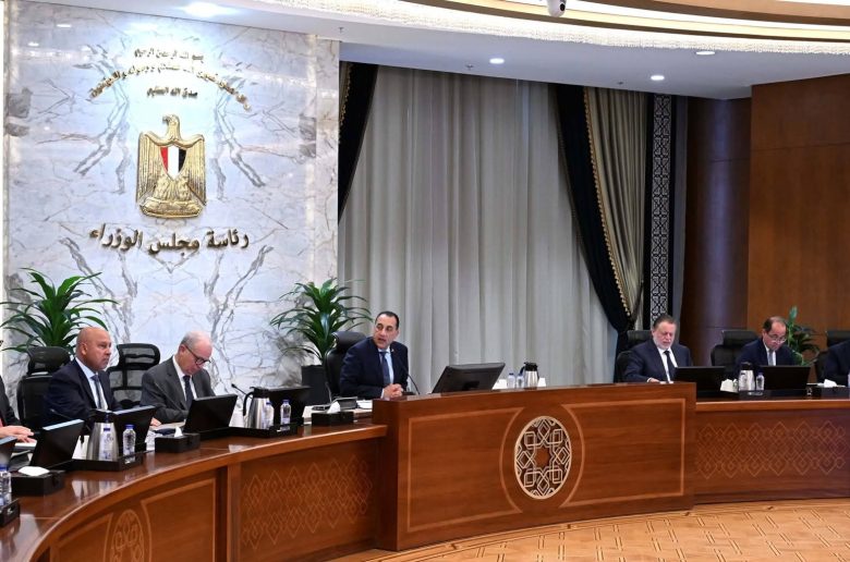 الحكومة تؤكد: مواصلة تنفيذ برنامج الإصلاح الاقتصادي بهدف تعزيز الاستقرار المالي وتحسين بيئة الاستثمار