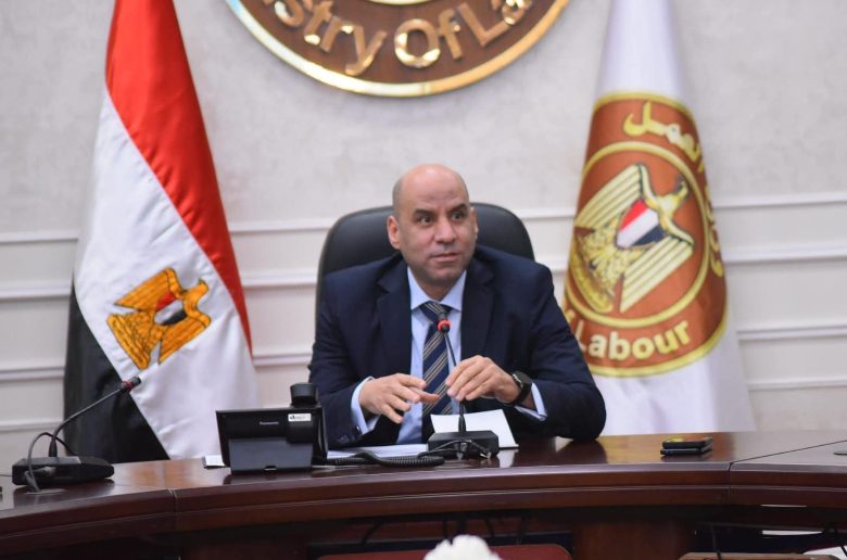 وزير العمل يُصدرُ قرارا بشأن حظر تشغيل الأطفال أقل من 15 سنة