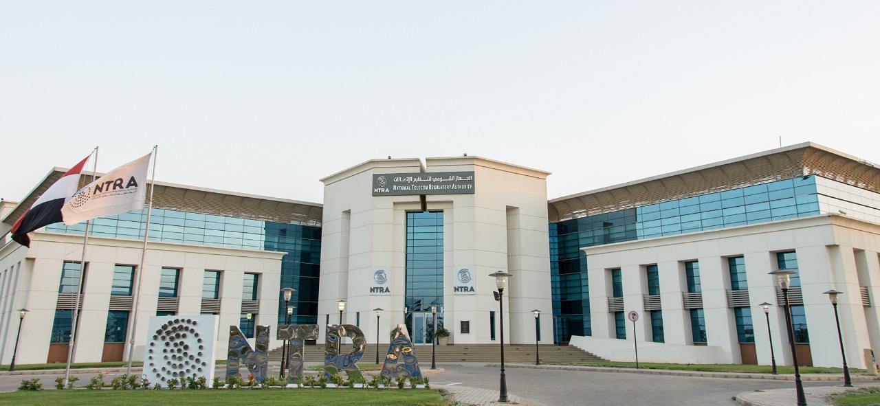 جهاز تنظيم الاتصالات يقر باقات إنترنت جديدة ويعيد تسعير بعض الخدمات