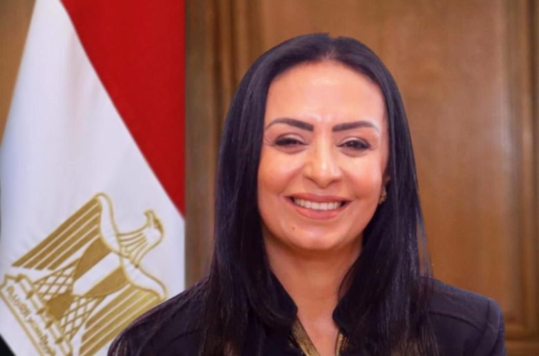 وزيرة التضامن تثمن قرار وقف الخدمات الحكومية للمحكوم عليهم بالنفقة
