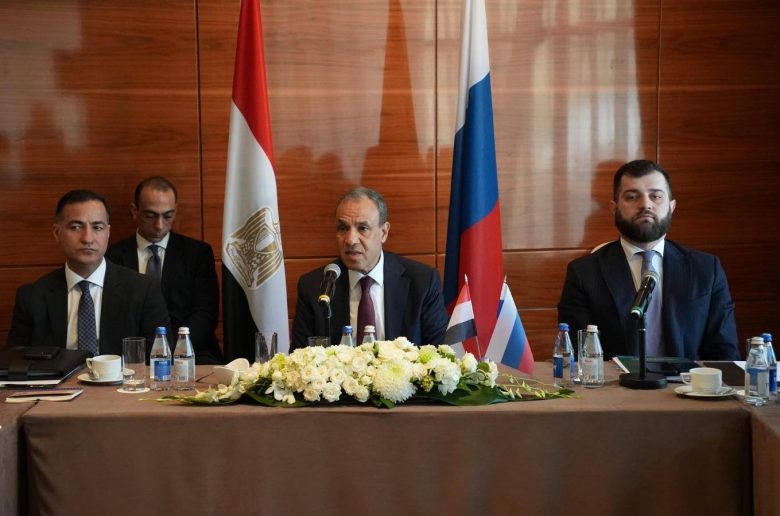 وزير الخارجية والتعاون الدولي