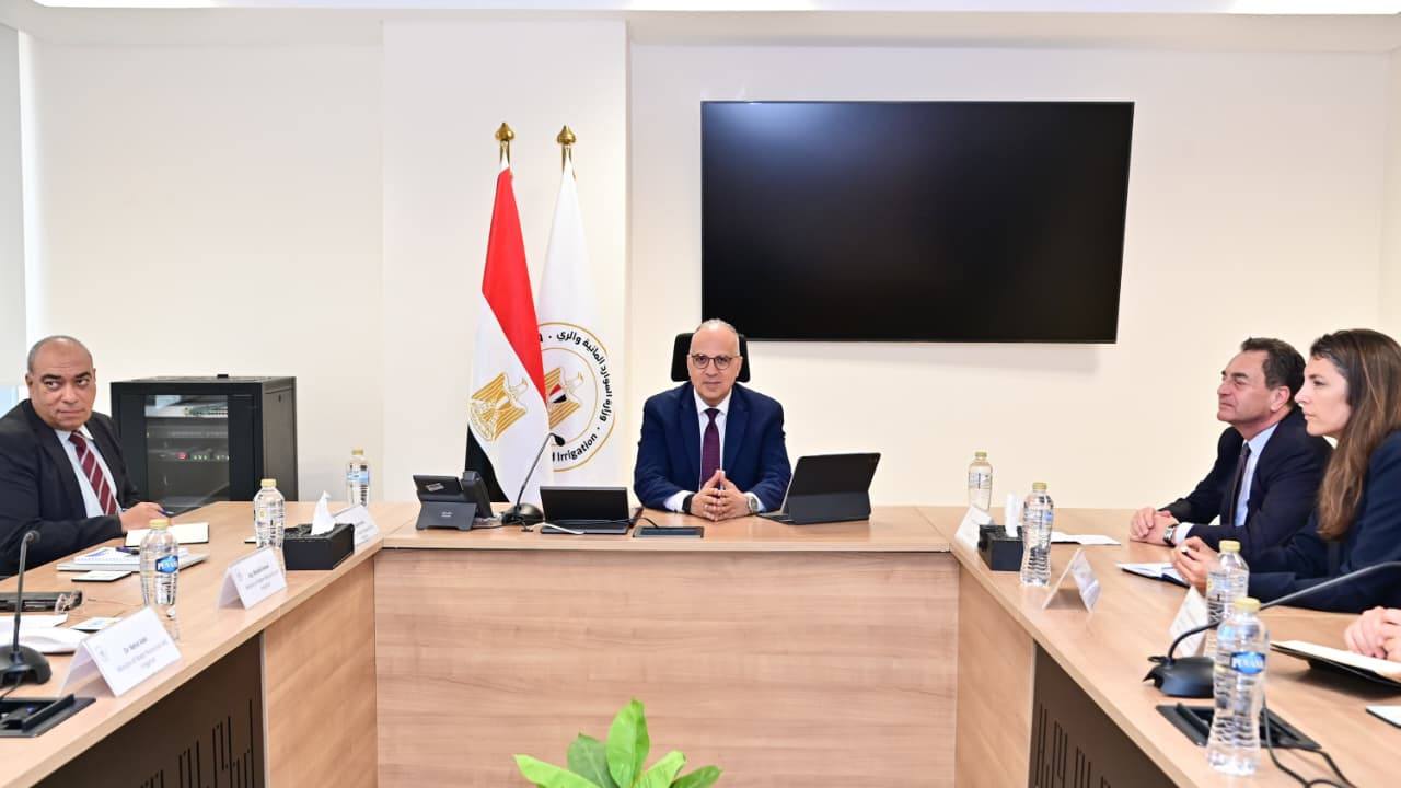 مصر وفرنسا تبحثان سبل تعزيز التعاون المشترك في مجال إدارة الموارد المائية