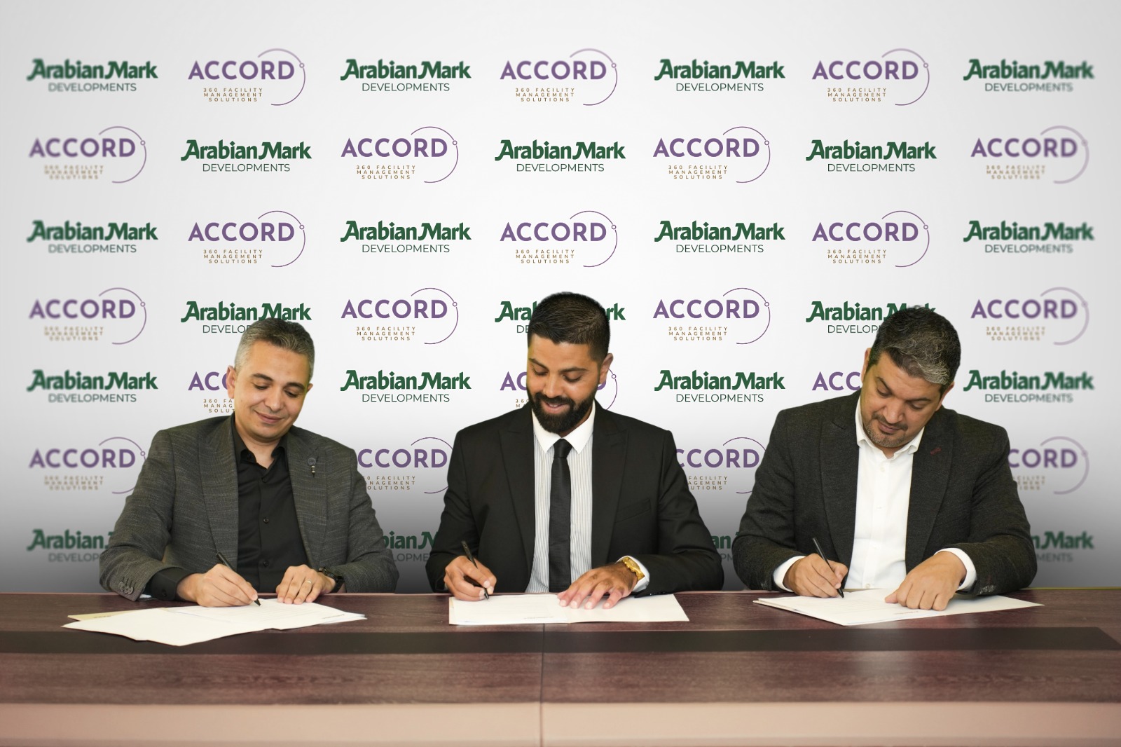 شركة «Arabian Mark Developments» تتعاقد مع «أكورد» لإدارة وتشغيل مشروع «REWAQ Residence»