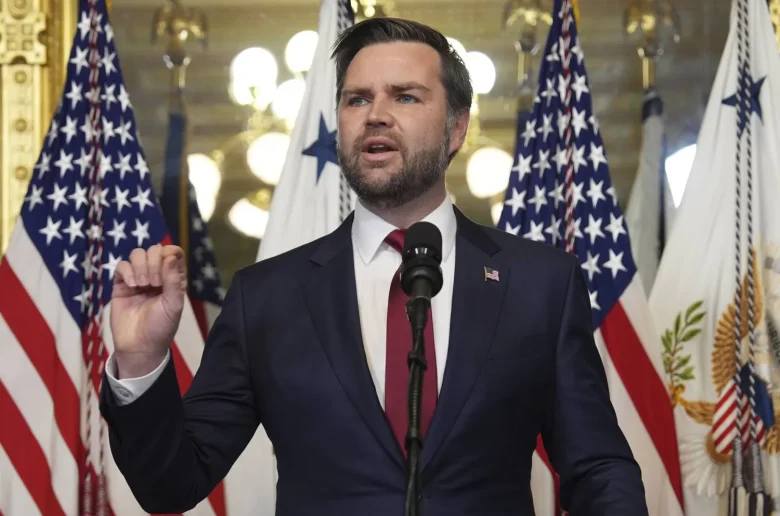 جيه دي فانس نائب الرئيس الأمريكي