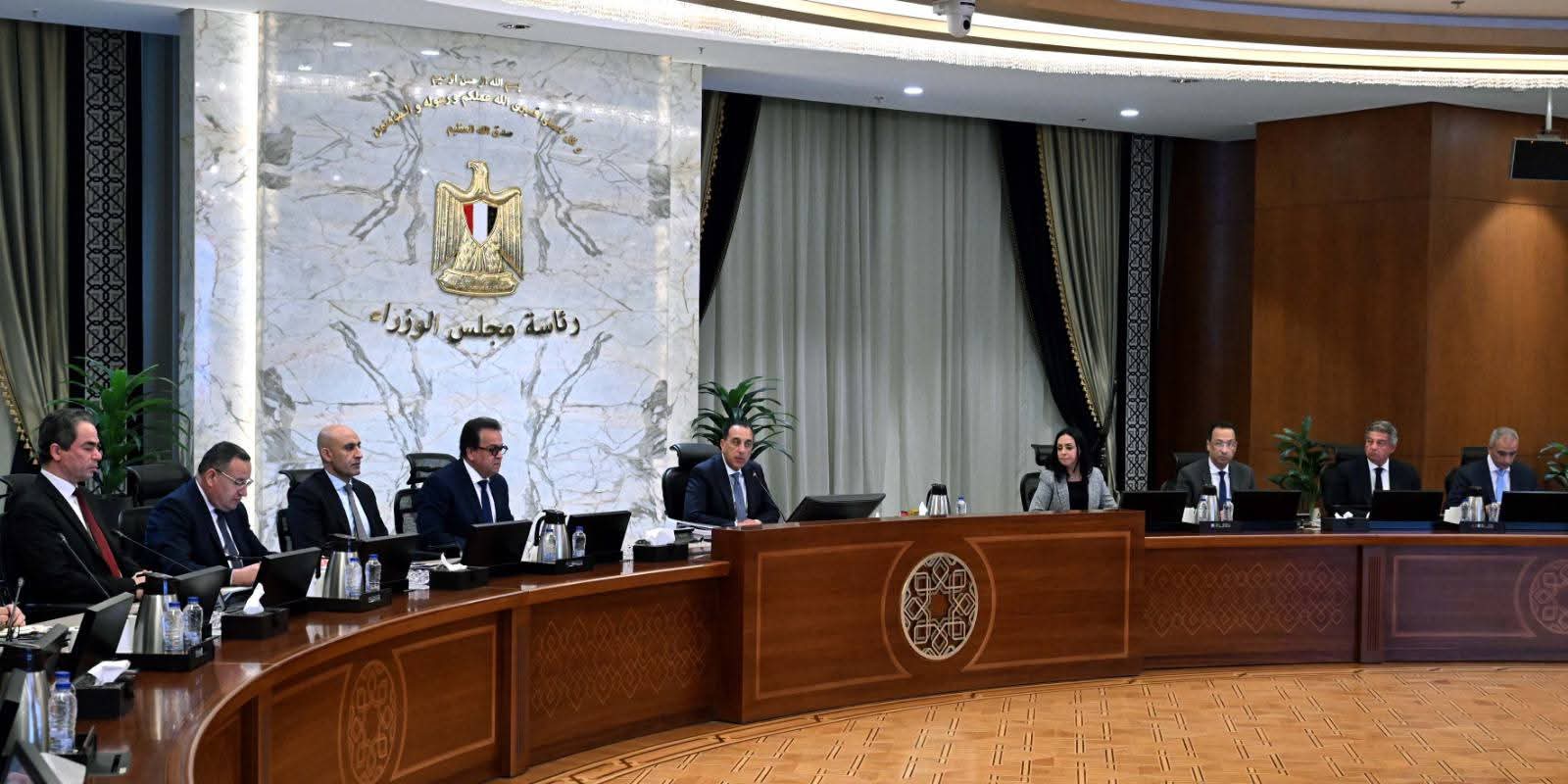 رئيس الوزراء يوجه بالانتهاء من مسودة قانون حماية الأطفال على الإنترنت بمصر