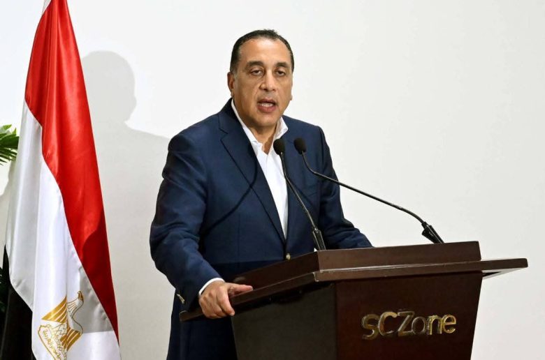 رئيس الوزراء: ارتفاع عدد المصانع الموجودة بالمنطقة الاقتصادية لقناة السويس إلى 204