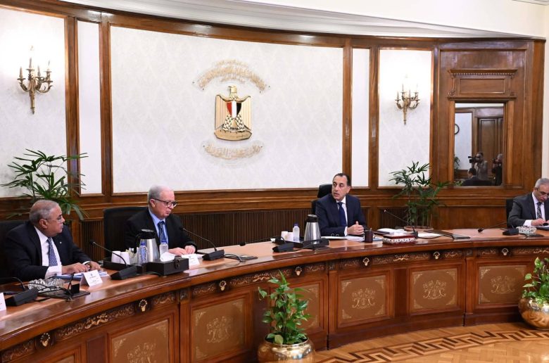 رئيس الوزراء يوجه بإنهاء إجراءات انقسام «المحلة» وقيد شركات مصر للمقاصة