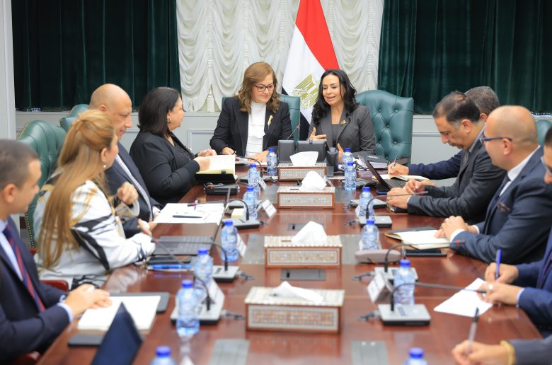 وزيرة التضامن الاجتماعي تستعرض أعمال المنظومة المالية الاستراتيجية للتمكين الاقتصادي