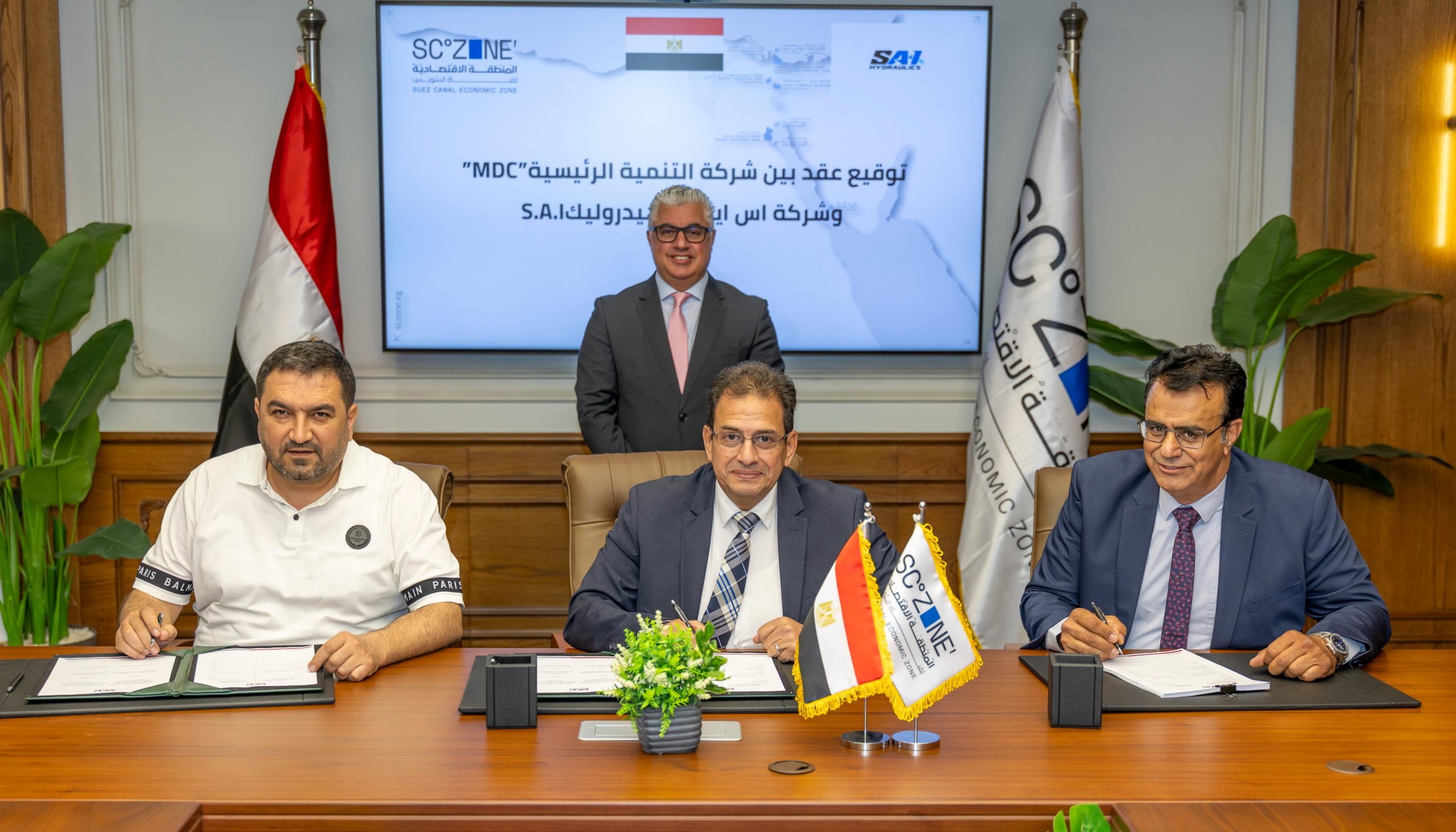 اقتصادية قناة السويس توقع عقد مشروع صناعي تركي-مصري بالسخنة باستثمارات 2 مليون دولار