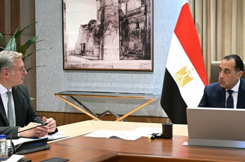 الحكومة: 714 مليون جنيه حجم مديونية شركاء الاستثمار في إنتاج البترول والغاز