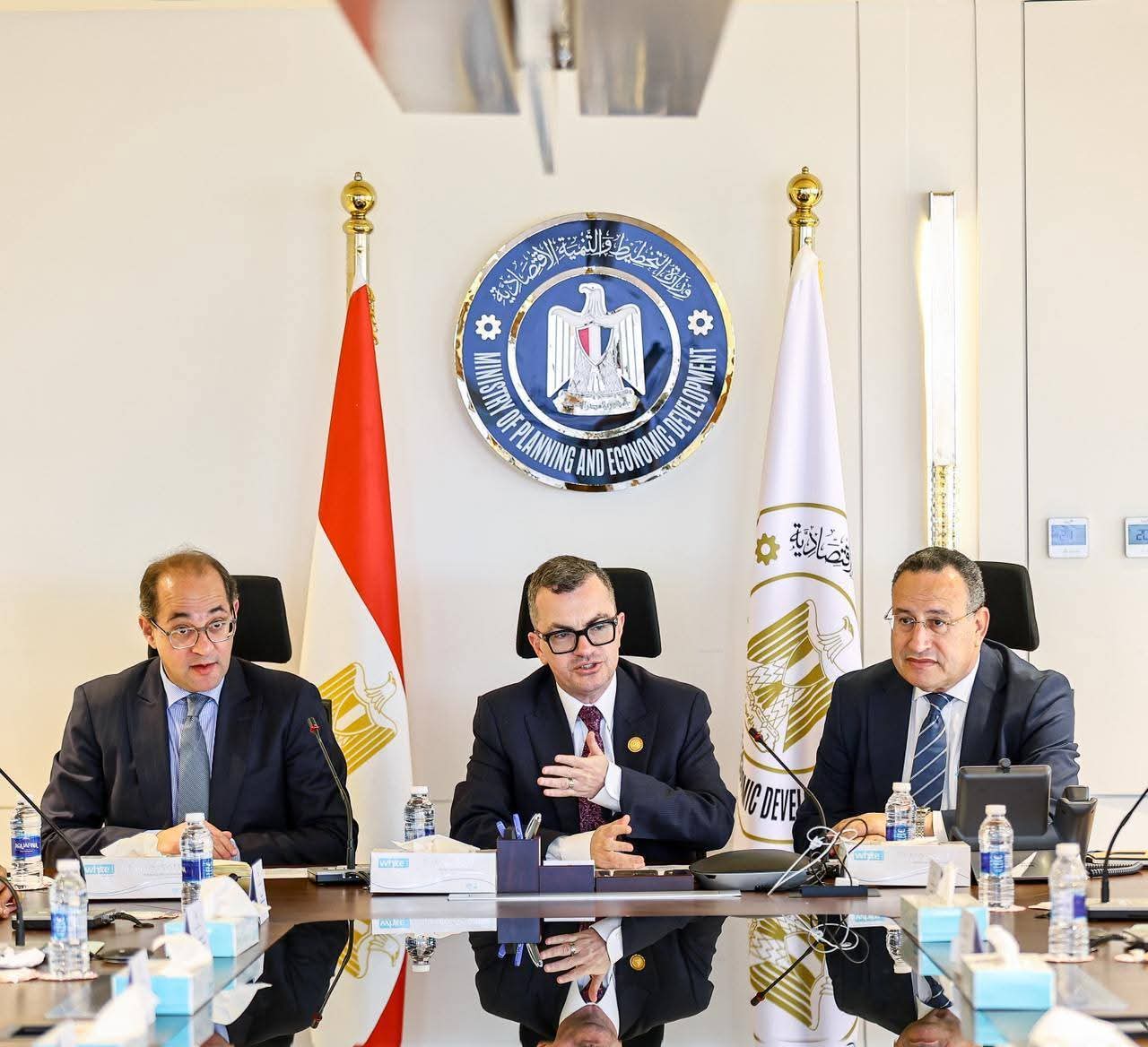 وزراء «التخطيط» و«المالية» و«التعليم العالي» يبحثون سبل دعم الجامعات الحكومية والأهلية