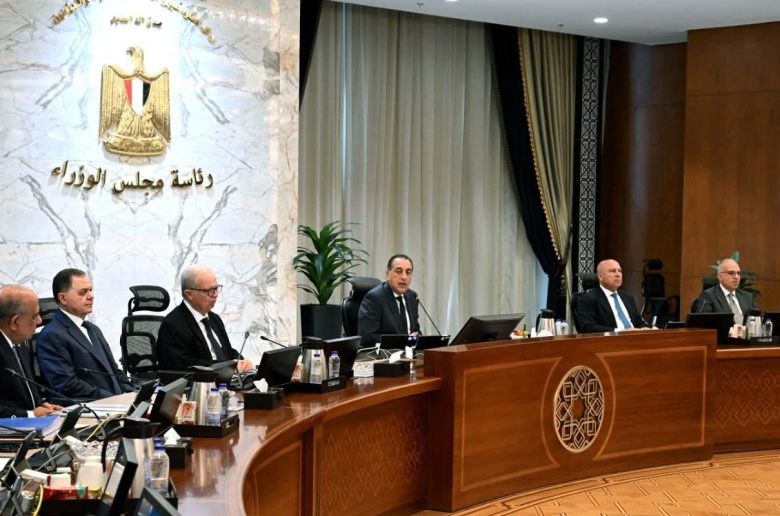 مجلس الوزراء: استمرار تطبيق نظام العمل عن بُعد يوم الأحد من كل أسبوع خلال« يونيو»