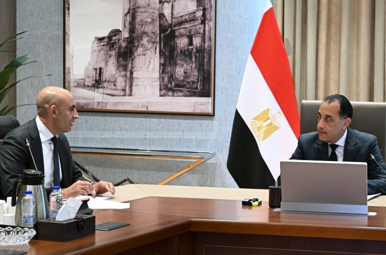 رئيس الوزراء يؤكد مواصلة جهود تطوير وإصلاح المنظومة التعليمية