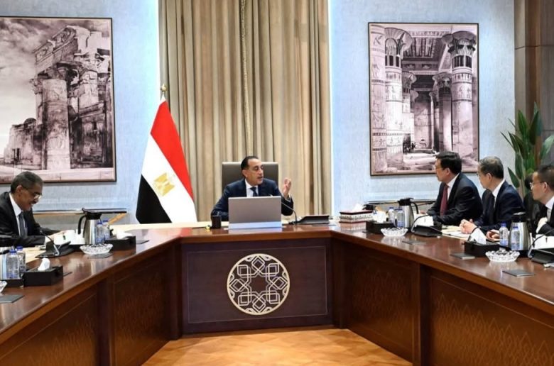رئيس الوزراء يستقبل رئيس وكالة أنباء شينخوا الصينية والوفد المرافق له