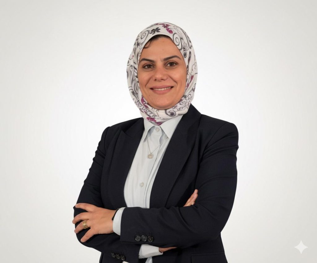 خلود شوقى المدير المسؤول عن الاكتتاب بالممتلكات بالجمعية المصرية للتأمين التعاوني
