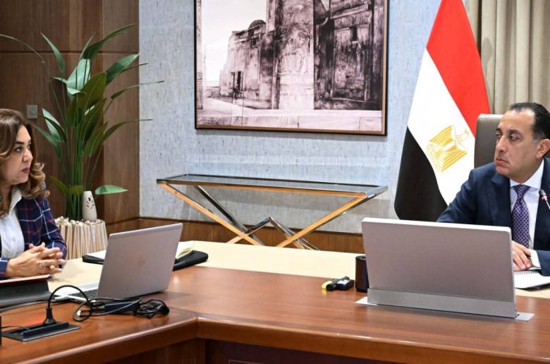 رئيس الوزراء يتابع تنفيذ منظومة تعزيز المتابعة الميدانية ورفع كفاءة الخدمات