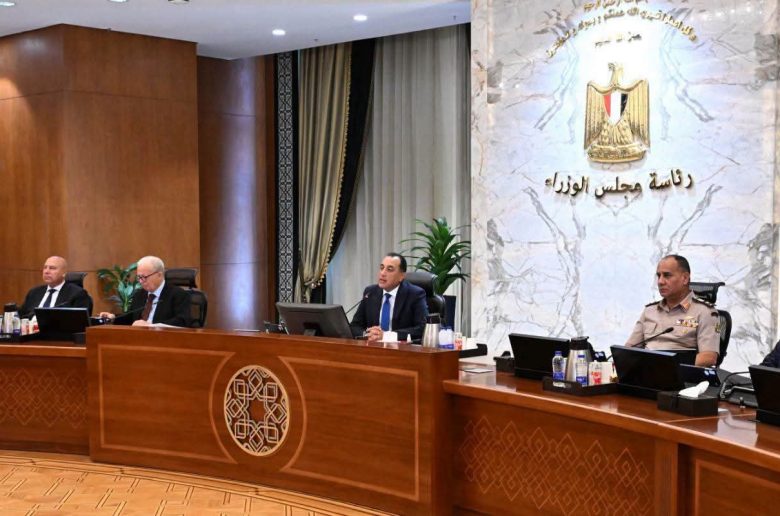 رئيس الوزراء: العام المالى القادم يشهد توجه الدولة لتفعيل منظومة الدعم النقدي