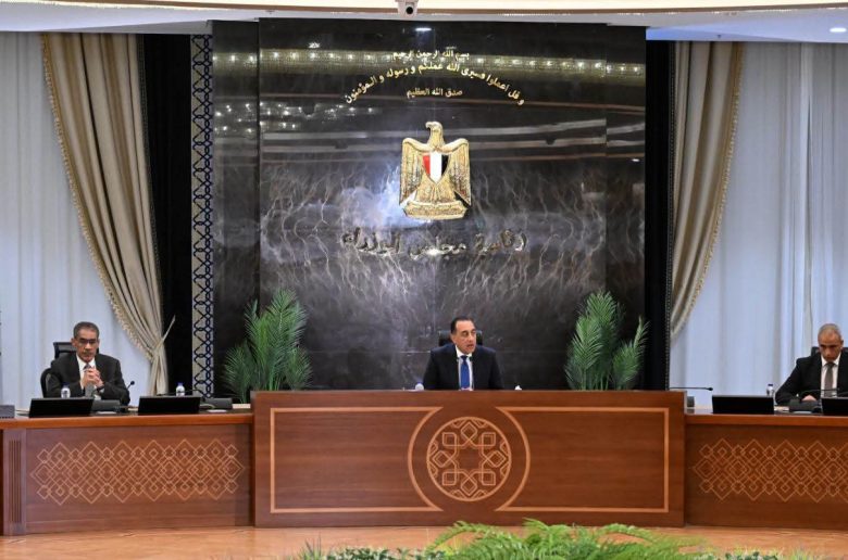 رئيس الوزراء: الموازنة الجديدة تستهدف مواصلة تحسين جودة الخدمات للمواطنين