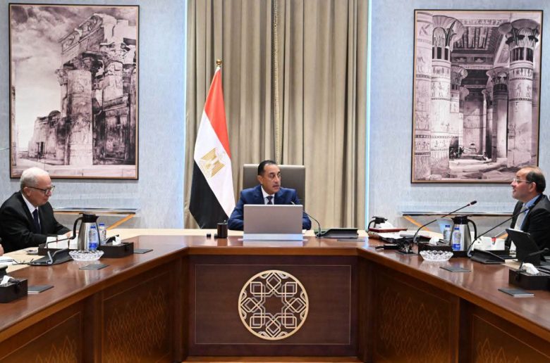 الحكومة تكشف ملامح الحزمة الثانية من التسهيلات الضريبية لتعزيز الشراكة مع مجتمع الأعمال
