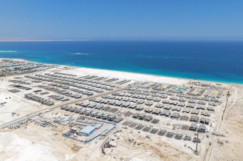 معدلات تنفيذ مشروع «Solare Ras El Hekma»