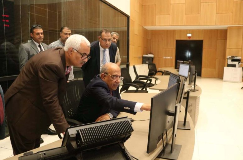 جانب من متابعة وزير الكهرباء
