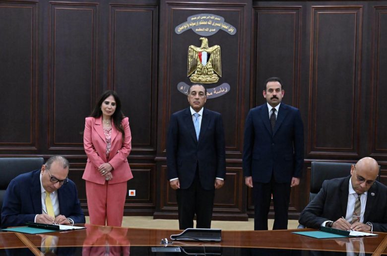 توقيع اتفاقية تأسيس «مواصلات مدن مصر» لتشغيل منظومة النقل الذكي بالمدن الجديدة