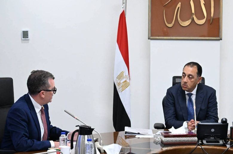 رئيس الوزراء يتابع مستجدات خطة التنمية الاقتصادية والاجتماعية لعام 2026/ 2027