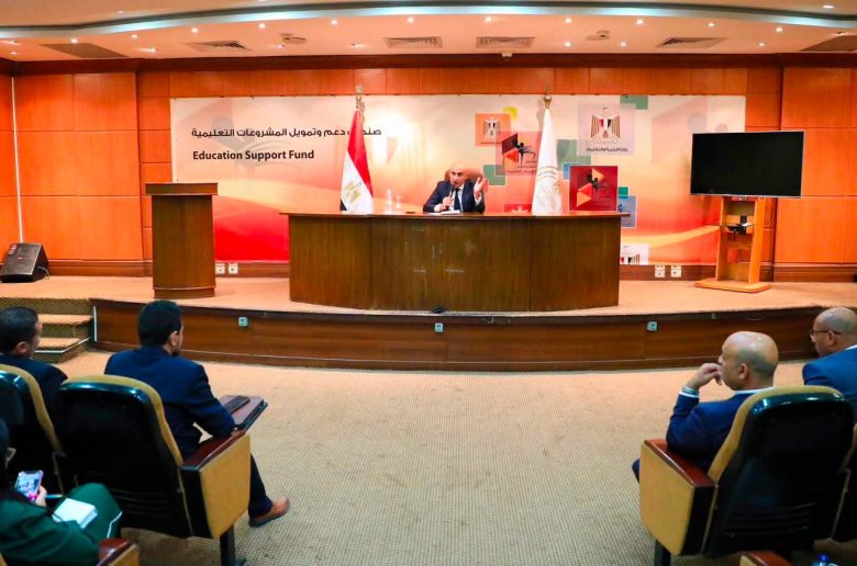 وزير التعليم: إتاحة مناهج الصف الثاني بكالوريا خلال الأسبوع الجاري على موقع الوزارة