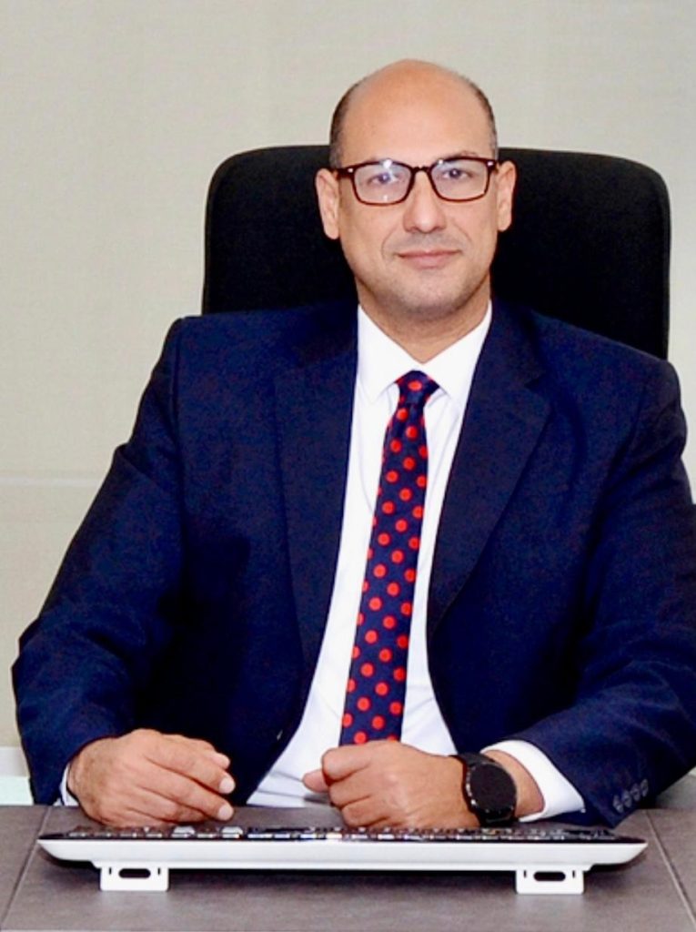 وليد سيد مصطفى خبير التأمين الاستشاري