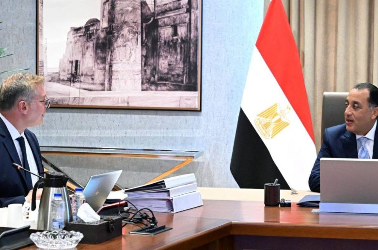 رئيس الوزراء: نولي ملف تأمين احتياجات الدولة من الطاقة أولوية قصوى