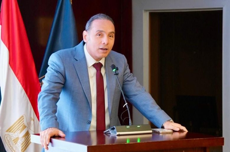 الدكتور إسلام عزام رئيس الهيئة العامة للرقابة المالية