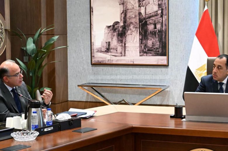رئيس الوزراء يستعرض استراتيجة الاستثمار الأجنبي المباشر في مصر 2027 – 2030